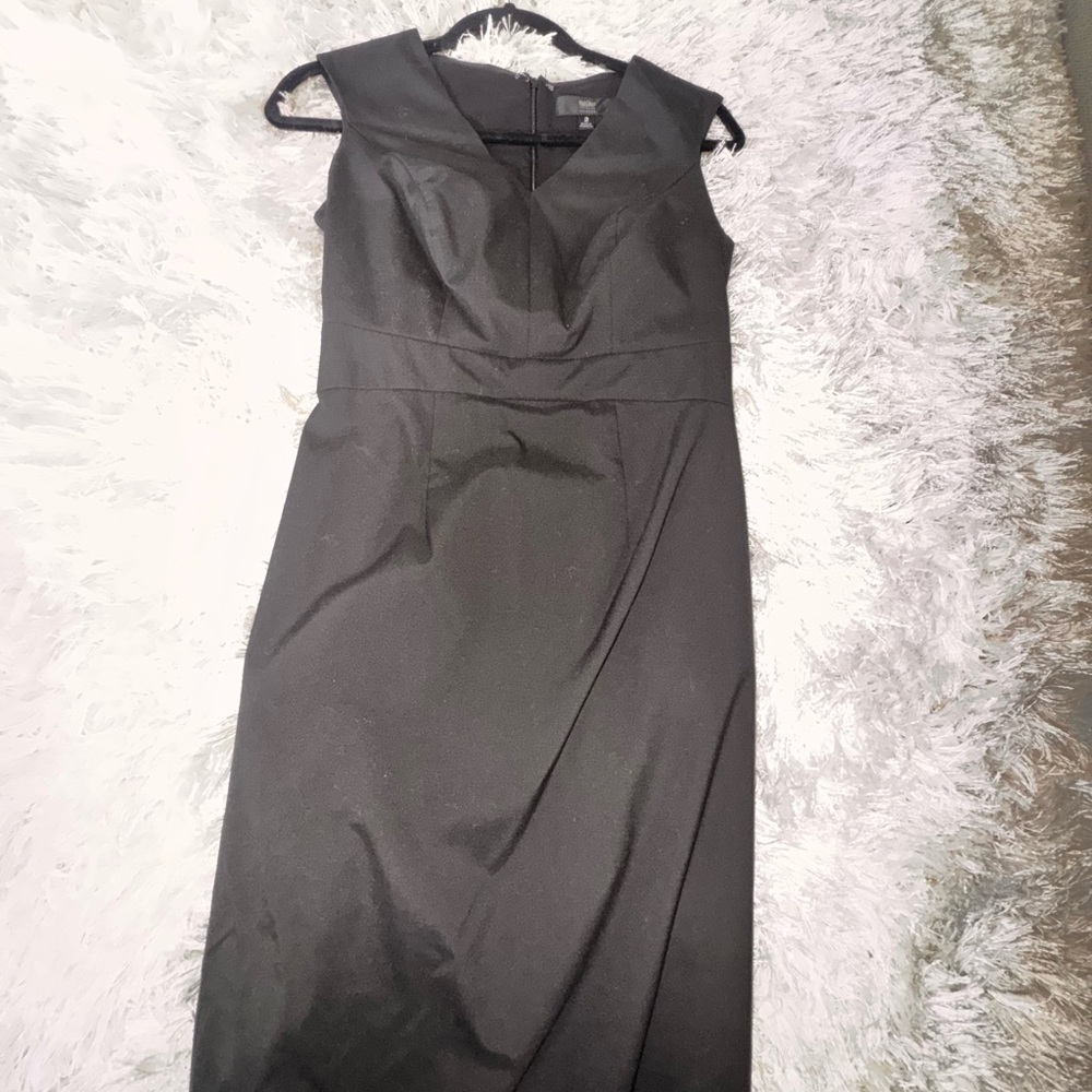 Elegant Black Sleeveless Dress